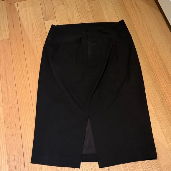 Classic high waisted express Black Pencil Skirt - Women's Tailored Work Skirt - Picture 4 of 4